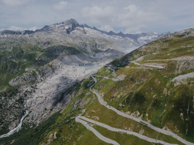 7 Alpine Passes You Can’t Miss: Swiss Motorcycle and Driving Paradise